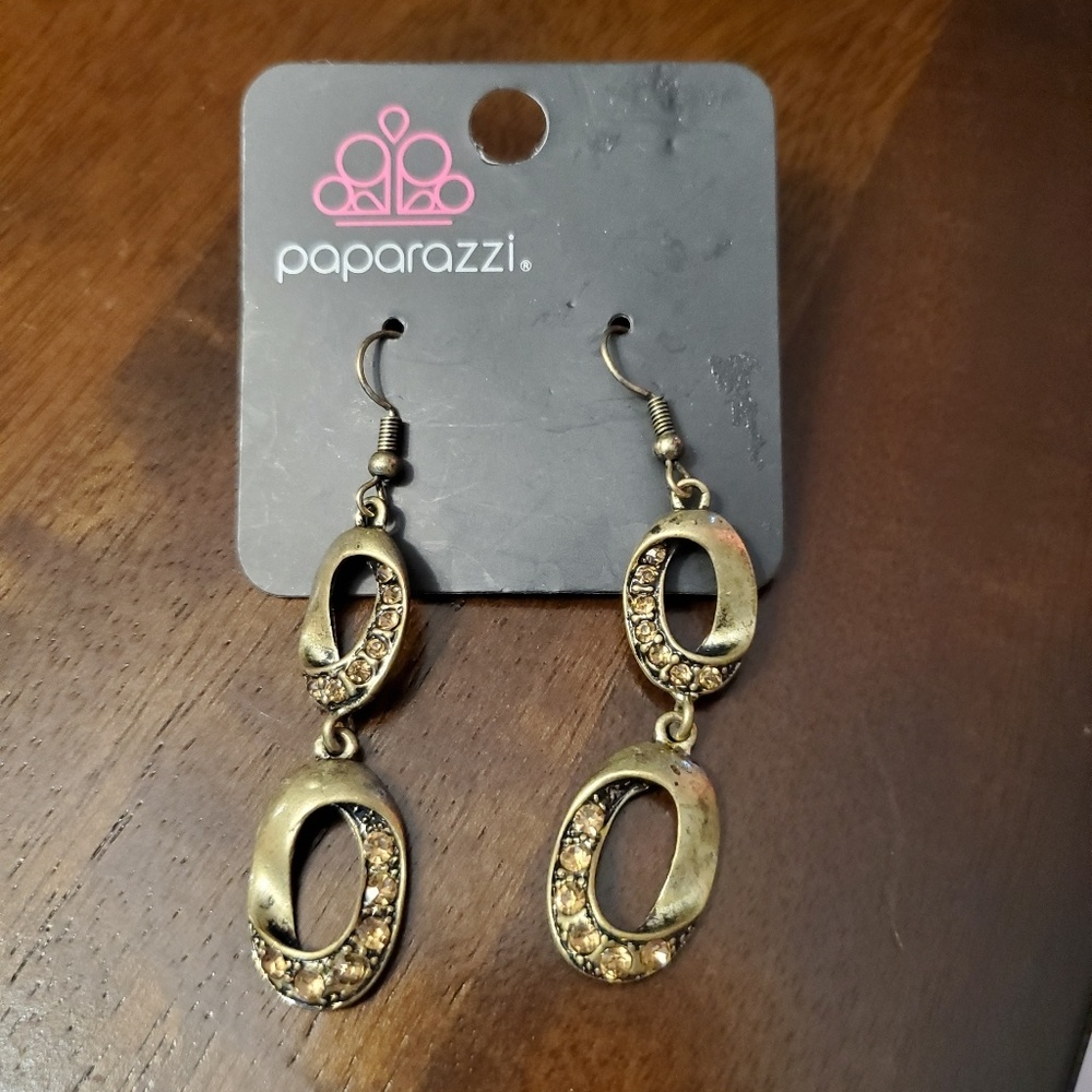 Paparazzi antique brass earrings